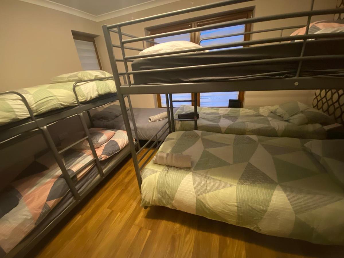 Dublin Airport Big Rooms With Bathroom Outside Room - Kitchen Only 7 Days Reservation Exteriör bild