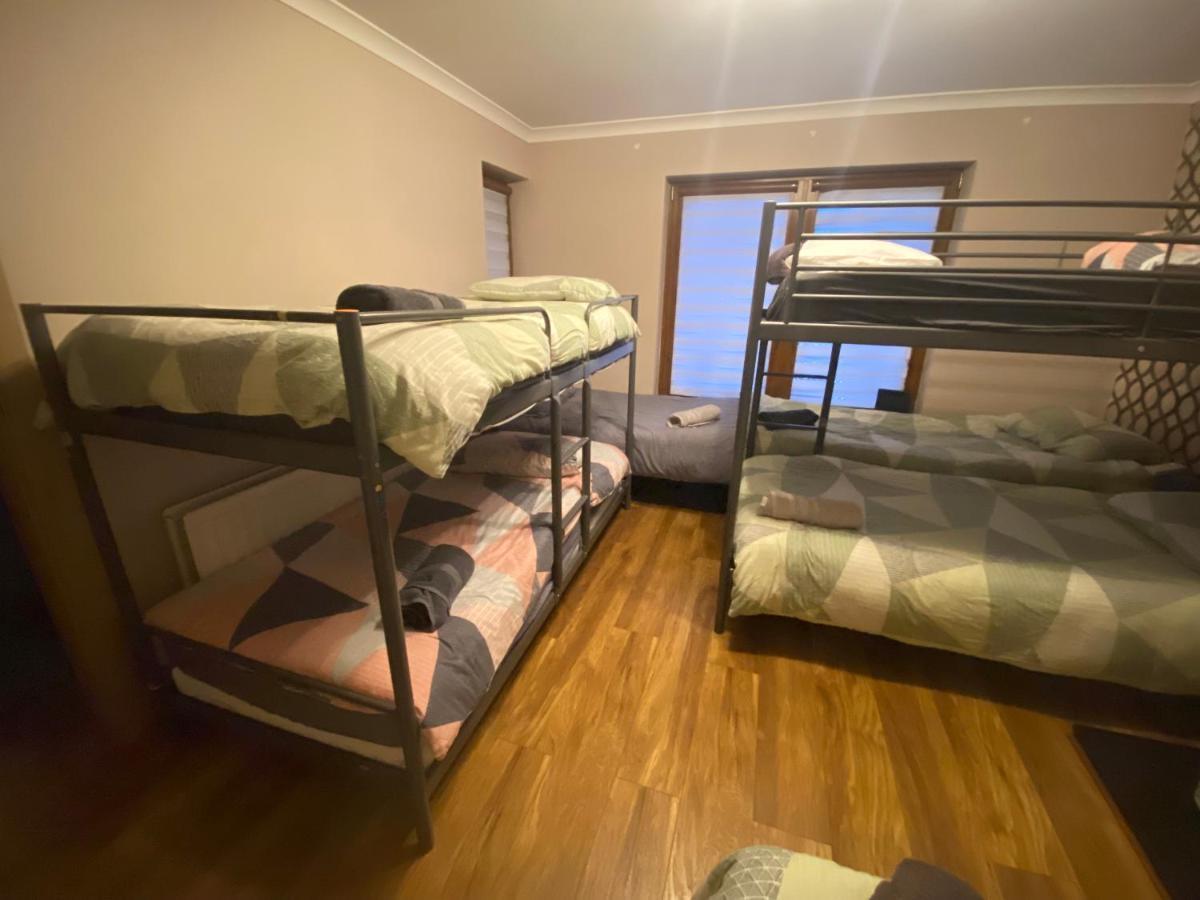 Dublin Airport Big Rooms With Bathroom Outside Room - Kitchen Only 7 Days Reservation Exteriör bild