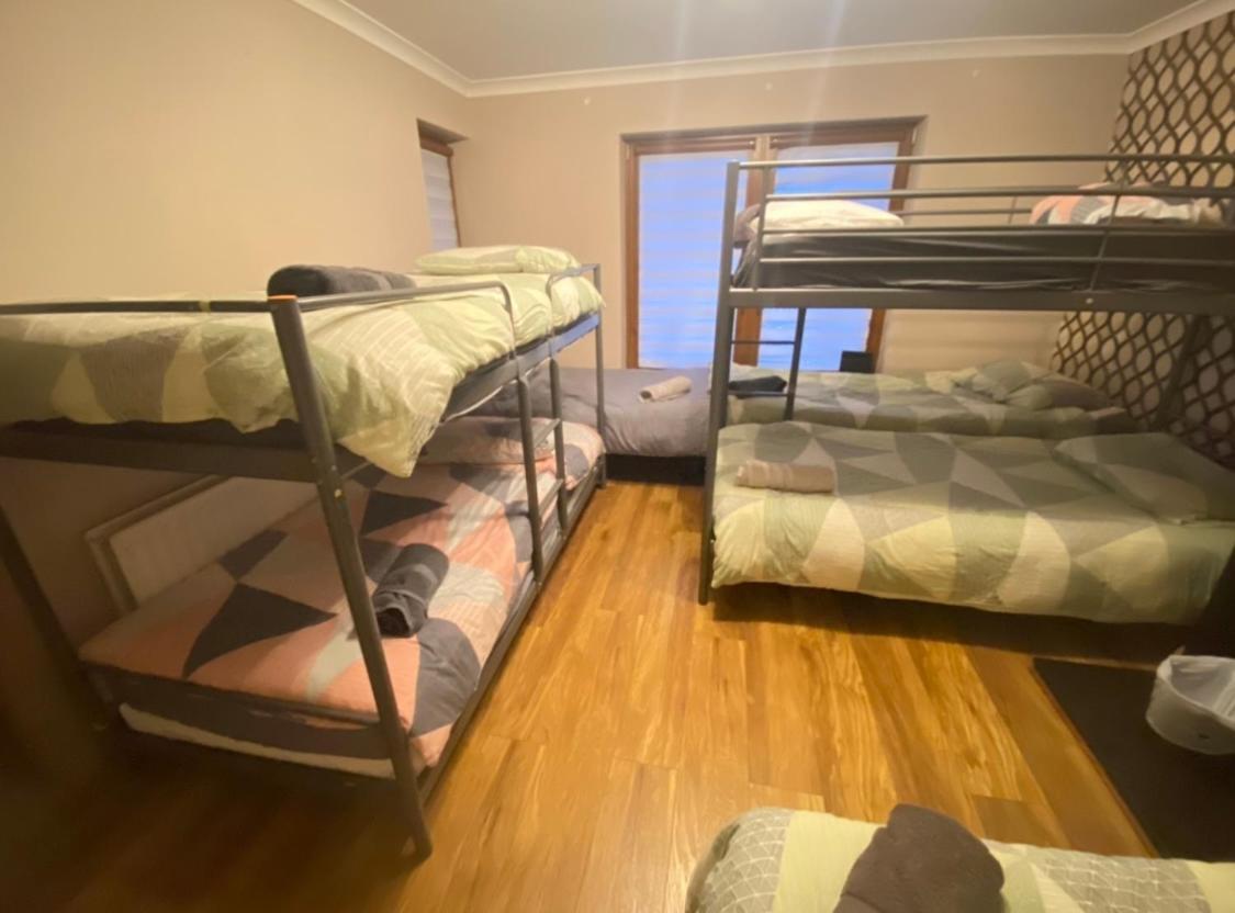 Dublin Airport Big Rooms With Bathroom Outside Room - Kitchen Only 7 Days Reservation Exteriör bild
